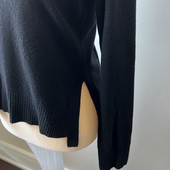 Elizabeth and James Tie Back Sweater, Size Large - Picture 3 of 12